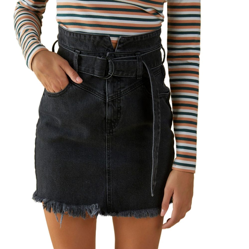 Guess Women's Skirt Black Size XL Denim Fringed Hem Solid Mini (without belt)